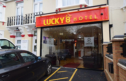 Lucky 8 Hotel Illford